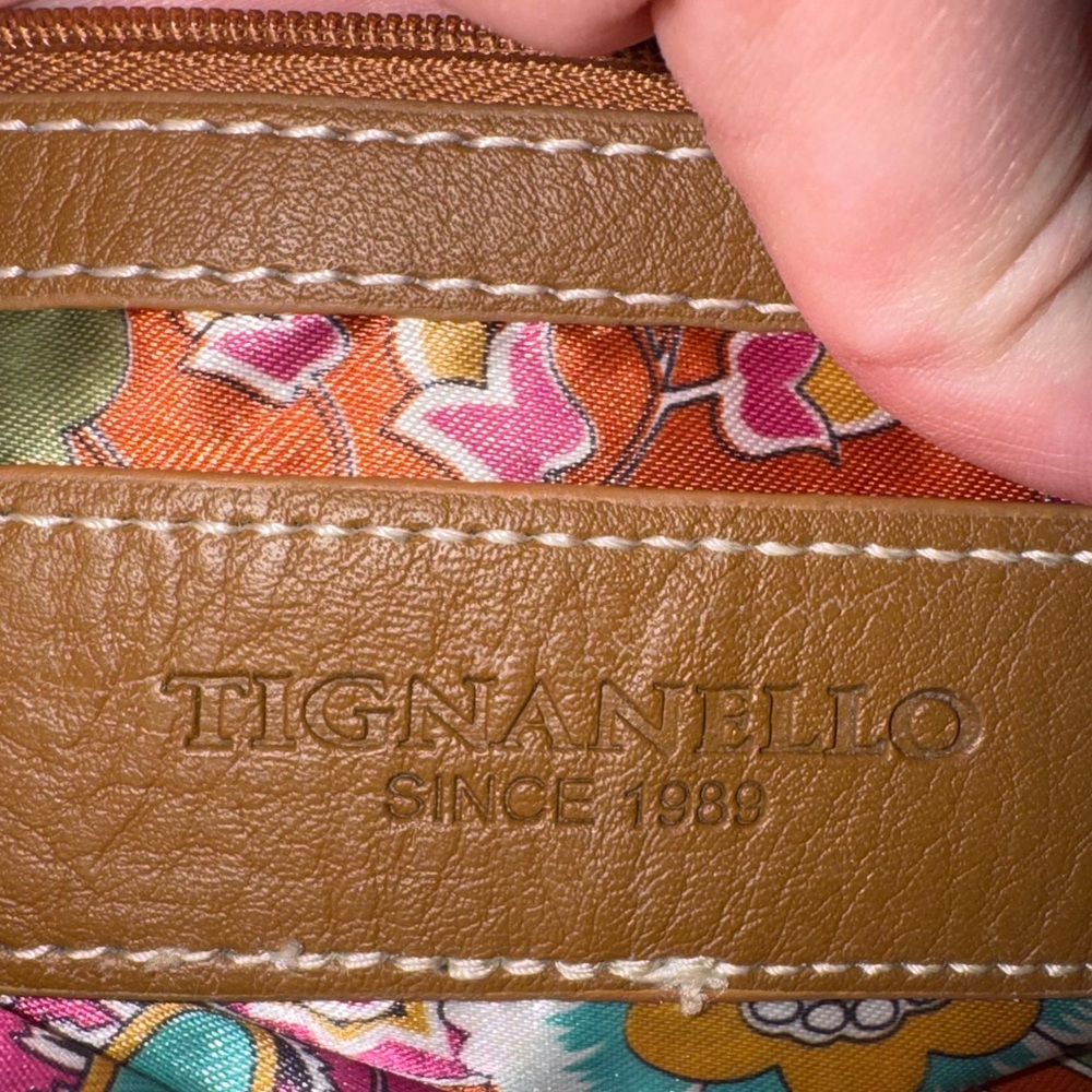 Tignanello Blush Pink Leather Crossbody Bag with Silver Hardware - Picture 5 of 6